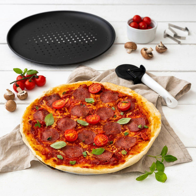 Lot de 2 plaques à pizza à fond perforé 32 cm Zenker Spécial Countries