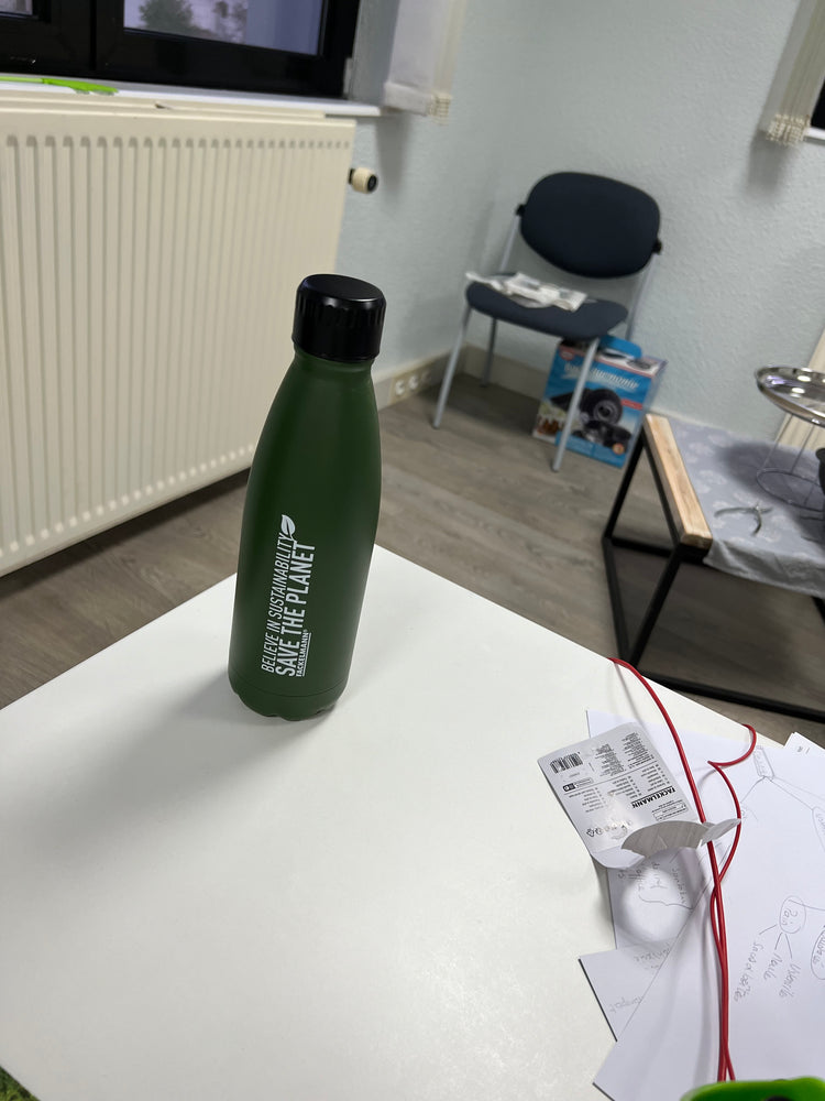 Bouteille isotherme 500 ml coloris aléatoire Fackelmann Move
