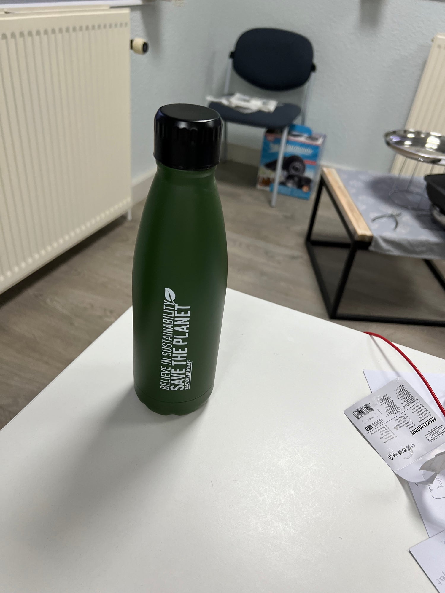 Bouteille isotherme 500 ml coloris aléatoire Fackelmann Move
