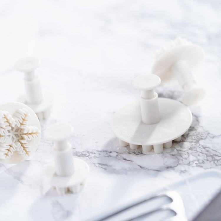 Lot de 3 emporte-pièces de Noël pour pâte à sucre motif flocon de neige Zenker