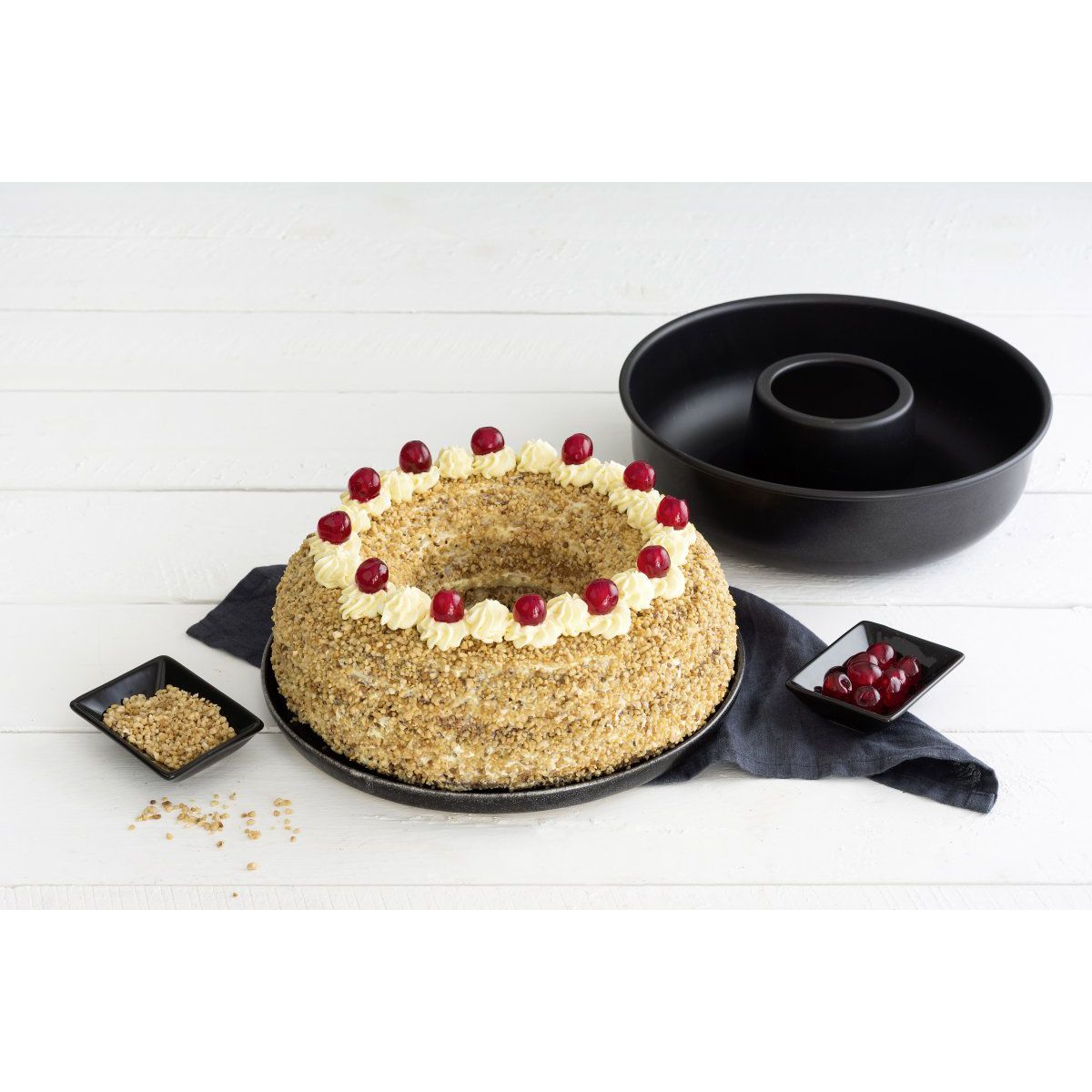 Moule à savarin 28 cm Zenker Black Metallic