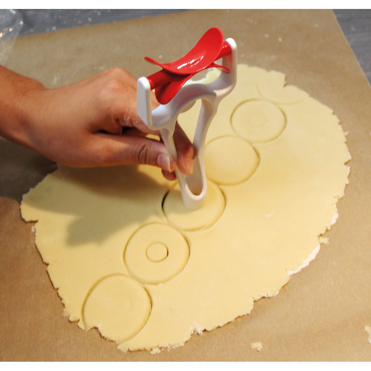Rouleau emporte-pièce Dr Oetker